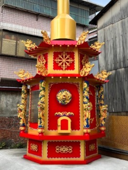 中型／雙層屋簷環保金亭
