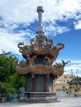海邊廟宇之環保金爐