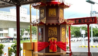 雙層屋簷環保金爐