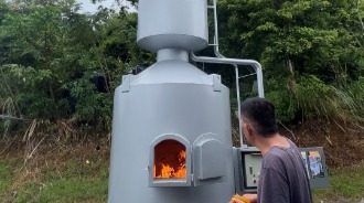頭城兩真宮的環保金爐/燒金紙實況