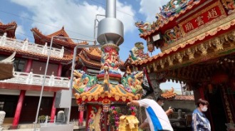 仁美把水福德祠/金爐煙囪上方環保設備