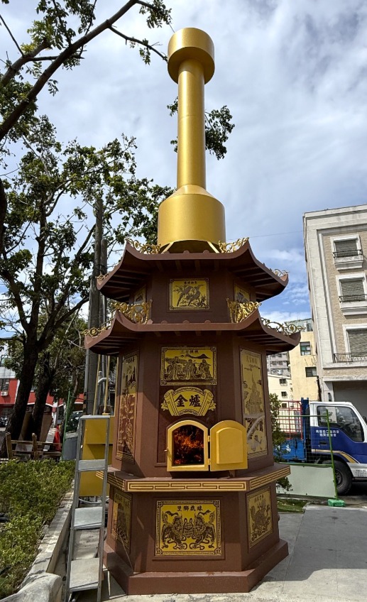 環保金爐/雙層屋簷/紅寶花崗石石材金花屋飾/金屬爐SUS304
