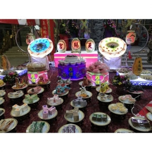 天賜宮開爐儀式／豪華供品